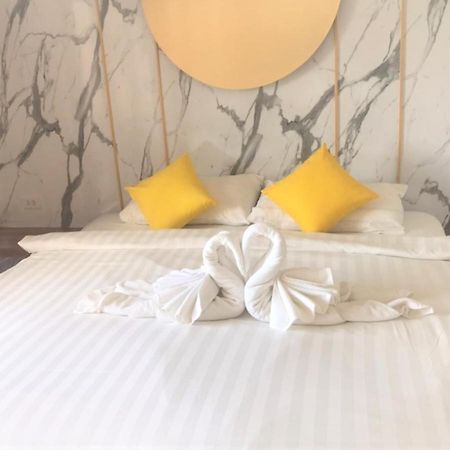 Bed and Breakfast La La Moon Krabi town Exterior foto